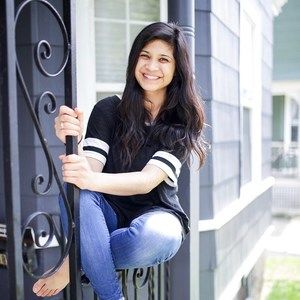 Meet your Posher, Leah